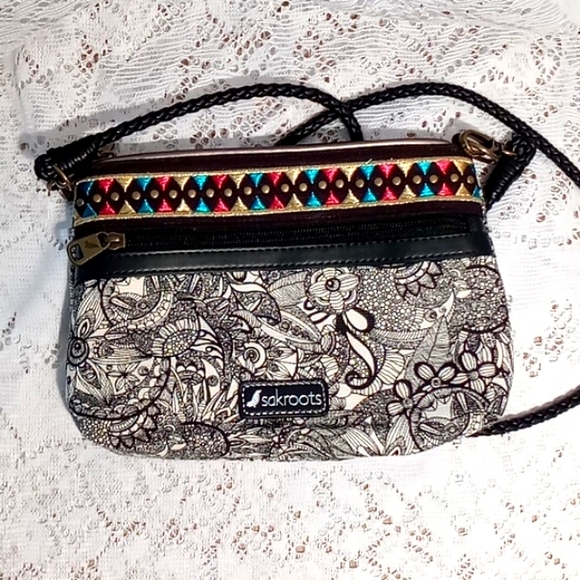 Sakroots Artist Circle Campus Mini Crossbody Convertible Canvas Bag Black/White - Picture 12 of 16